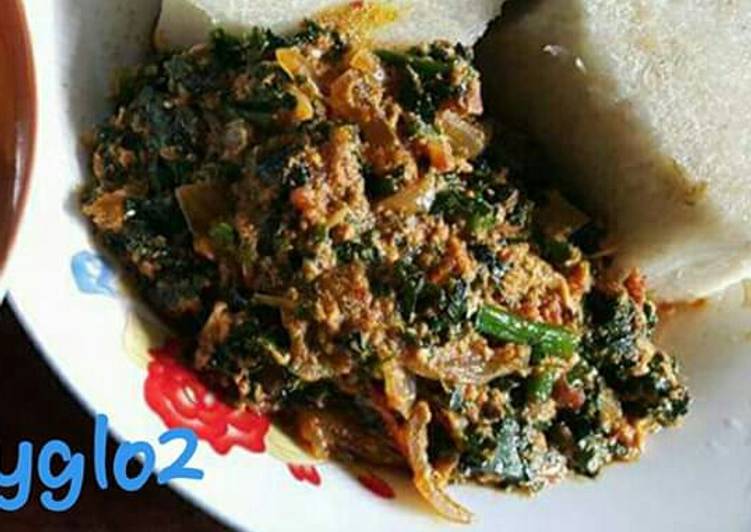 Recipe of Perfect Boiled yam with vegetable egg sauce