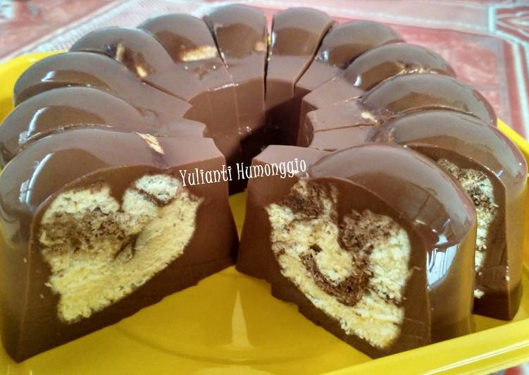 Resep Chocolate Pudding with Marmer Steam Cake Inside/Puding Cokelat dengan Bolu Marmer Kukus didalamnya yang Bisa Manjain Lidah