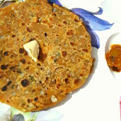A picture of Onion Paratha.