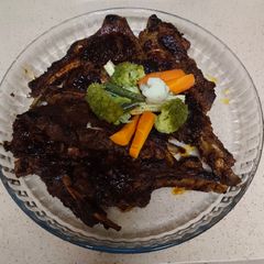 A picture of Christmas special Honey pork chops.