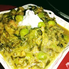 A picture of Methi Matar malai.