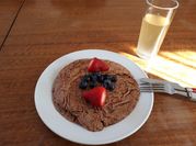 Una foto de panqueques de avena y proteina