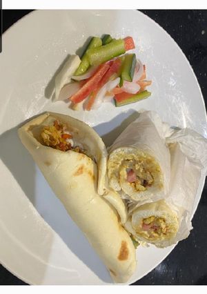 A picture of Chicken shawarma.
