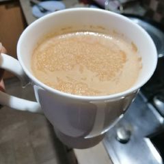A picture of Cardamom tea.