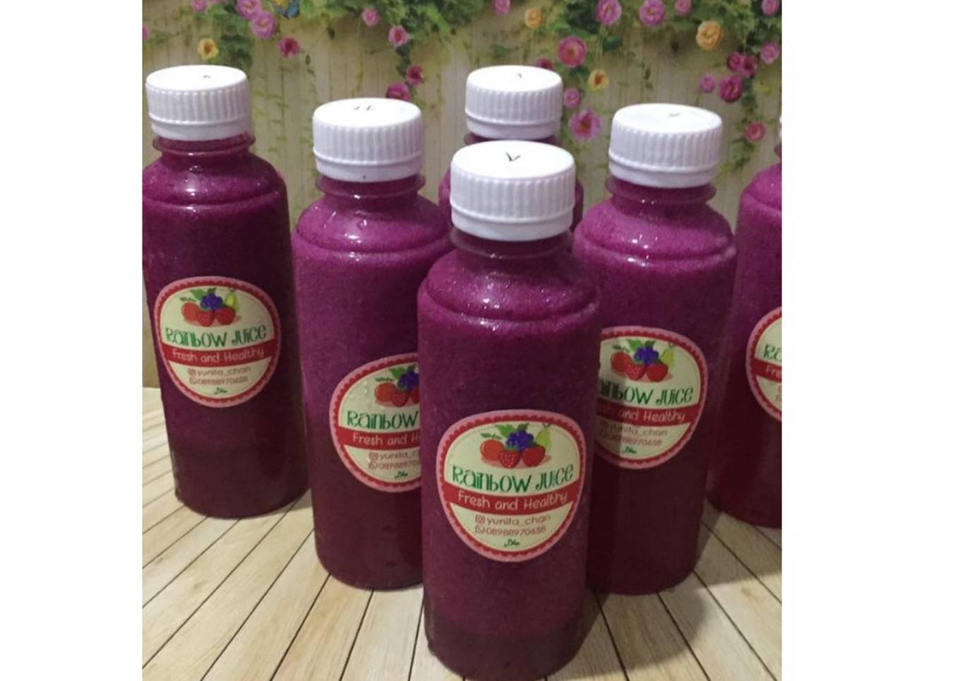 Smoothie buah diet saus krim asam naga raspberry dan cranberry: