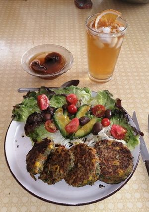 Una foto de Croquetas de arroz y verduras