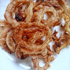 Onion rings A picture of Onion rings.