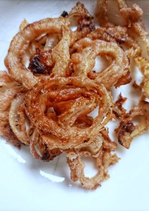A picture of Onion rings.