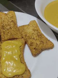 Una foto de Dip🥯de berenjena🍆y zanahoria🥕
