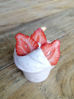 Una foto de Mousse de frutilla 🍓