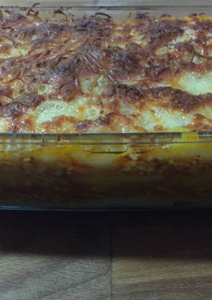 Una foto de Pastel de patata con salsa boloñesa gratinado