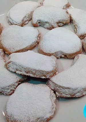 Una foto de Polvorones de almendra