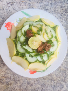 A picture of Chicken Apple salad.