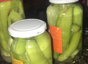 Una foto de Ajíes en conserva de vinagre