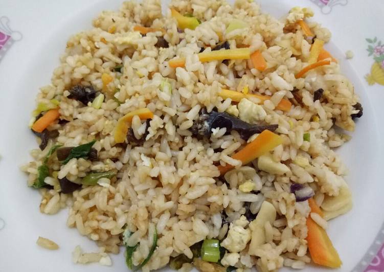 Nasi Goreng Warna Warni
