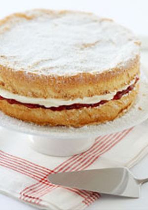 Viktória torta recept fotója