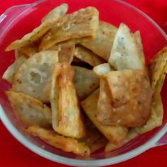 A picture of Methi para namkin.