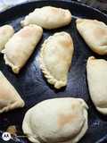Empanadas de carne cortada a cuchillo y masa casera