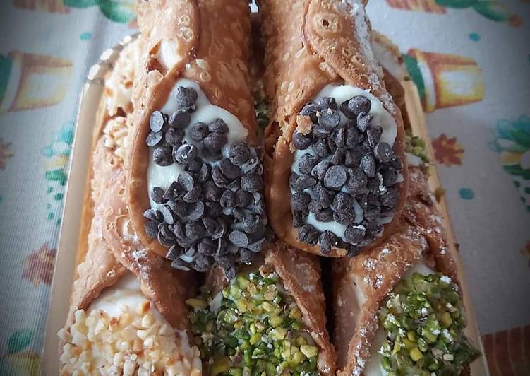 Cannoli Siciliani