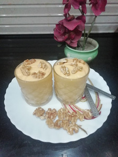 A picture of Mango Walnut Smoothie.
