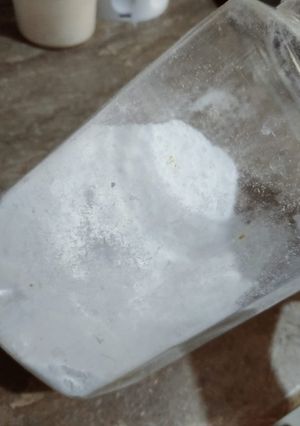 A picture of Powder sugar.