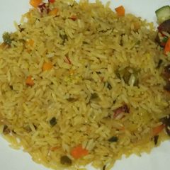 A picture of Chinese fried rice.