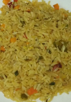 A picture of Chinese fried rice.