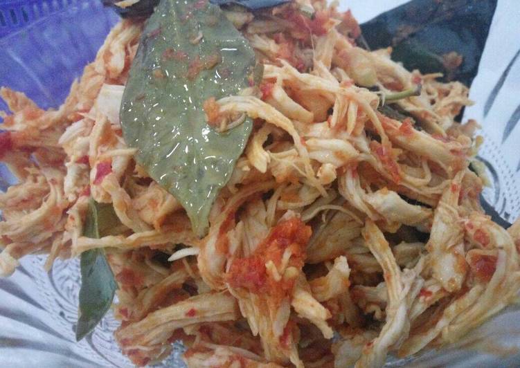 Resep Ayam Suwir Sambal yang Enak Banget