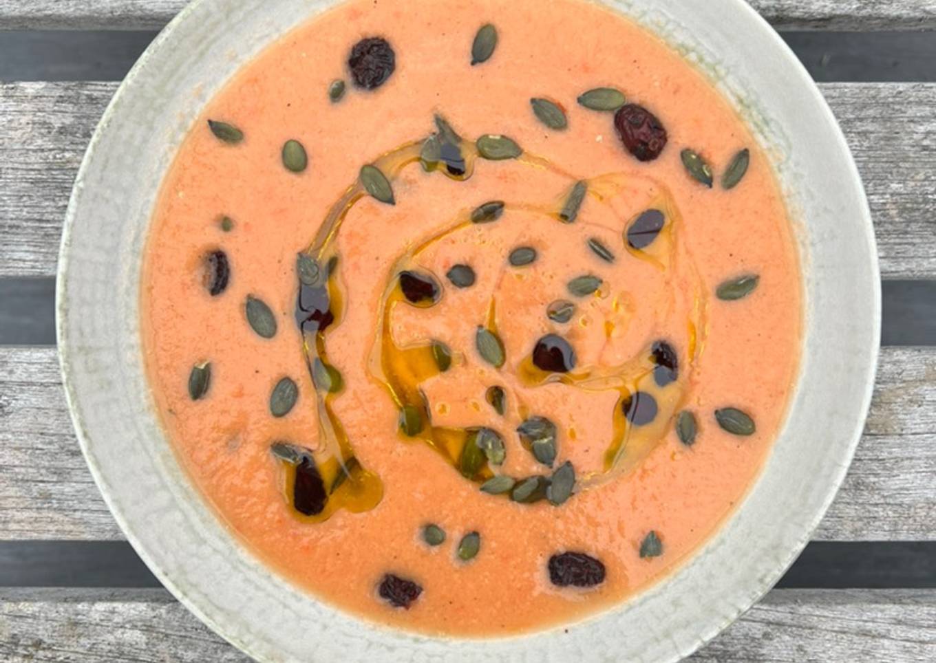 Gaspacho d’été et cranberries