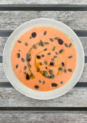Une photo de Gaspacho d’été et cranberries