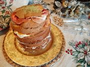 Una foto di tonno e formaggio spalmabile