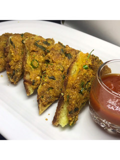 A picture of মুসুর ডালের স্যান্ডুইচ (Lentil Sandwich Recipe).