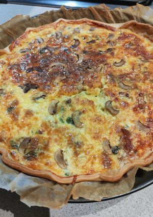Une photo de Quiche Guanciale, Champignons et Comté