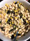 Ensalada de alubias y vinagreta de albahaca