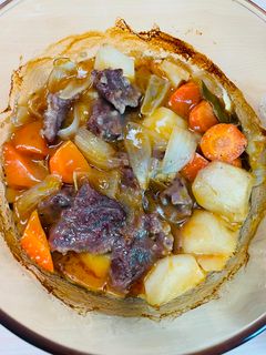 燉牛肉|過熱水蒸氣烤箱微波爐 的食譜成品照片