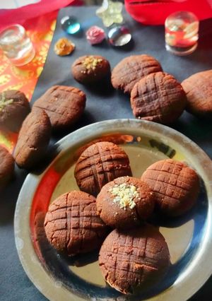 A picture of Ragi bites (with condensed milk).