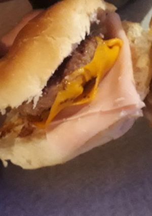 Una foto de Hamburguesa tipo Mc Donald's