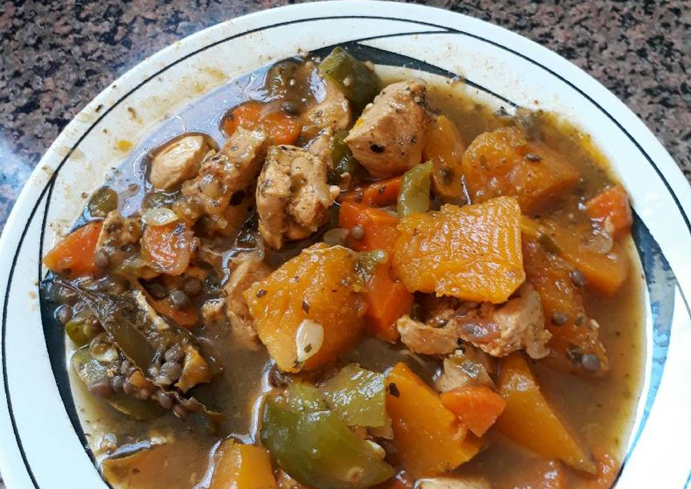 Guiso de pollo y verduras light