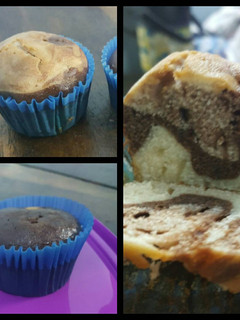 Una foto de Cupcakes marmolados