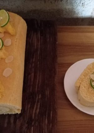 Una foto de Jelly roll de crema de limón