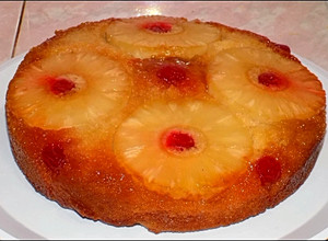 Una foto de Pastel Volteado De Piña - Pineapple Upside Down Cake