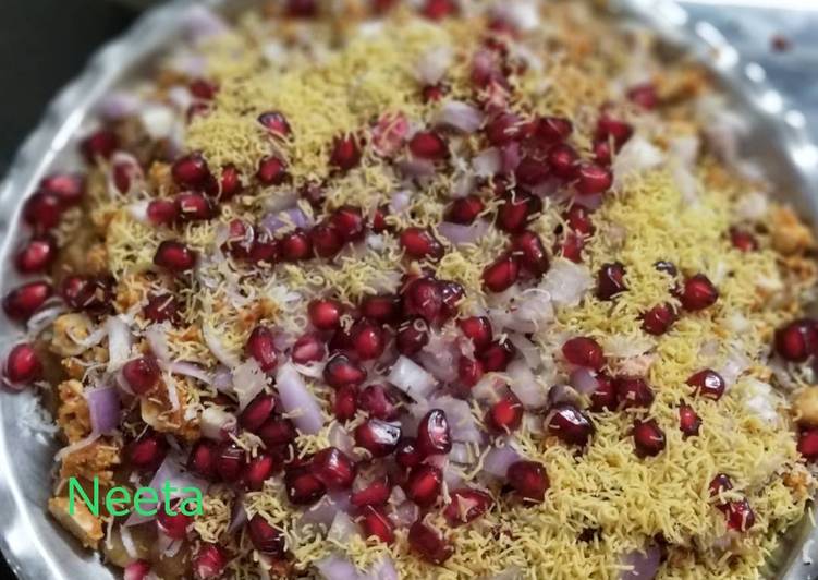 Simple Way to Make Speedy Dabeli Masala Tikki Chaat