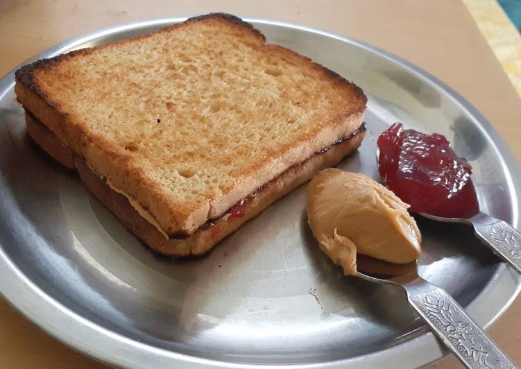 How to Make Super Quick Homemade Peanut butter jam sandwich