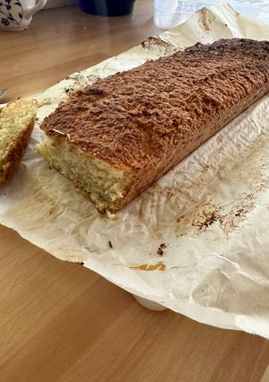 A picture of Super simple and easy coconut cake.