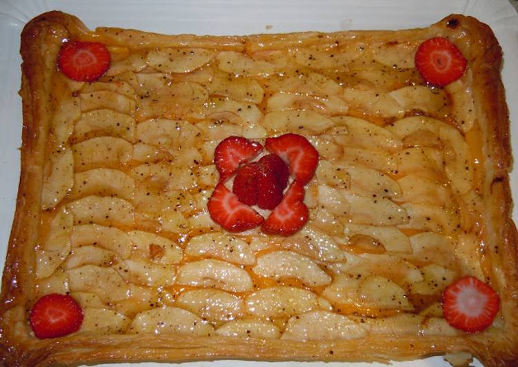 Tarta de manzana y hojaldre