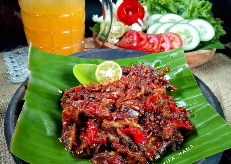 Resep Sambel Klotok (Sambal Ikan Asin Peda) yang Bikin Ngiler