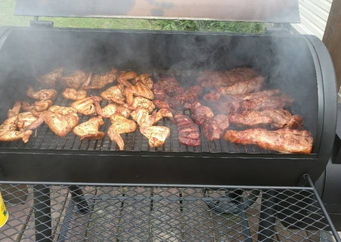 Recipe of Homemade SMOKED Chicken Wings and Country Style Ribs 😋