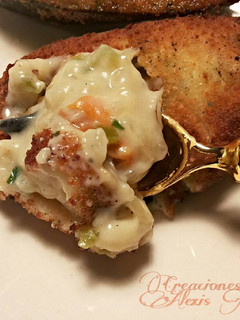 Una foto de Mejillones rellenos de mejillones con bechamel