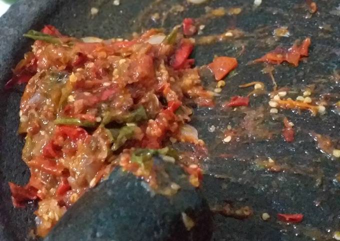 25 Sambal Pedas Asam Manis