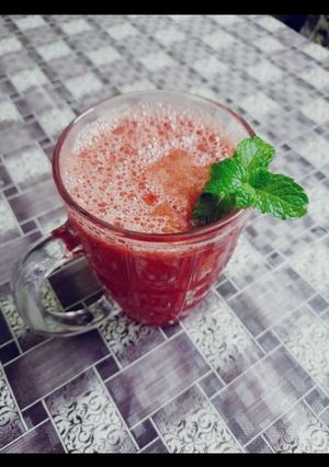 A picture of Watermelon cooler.